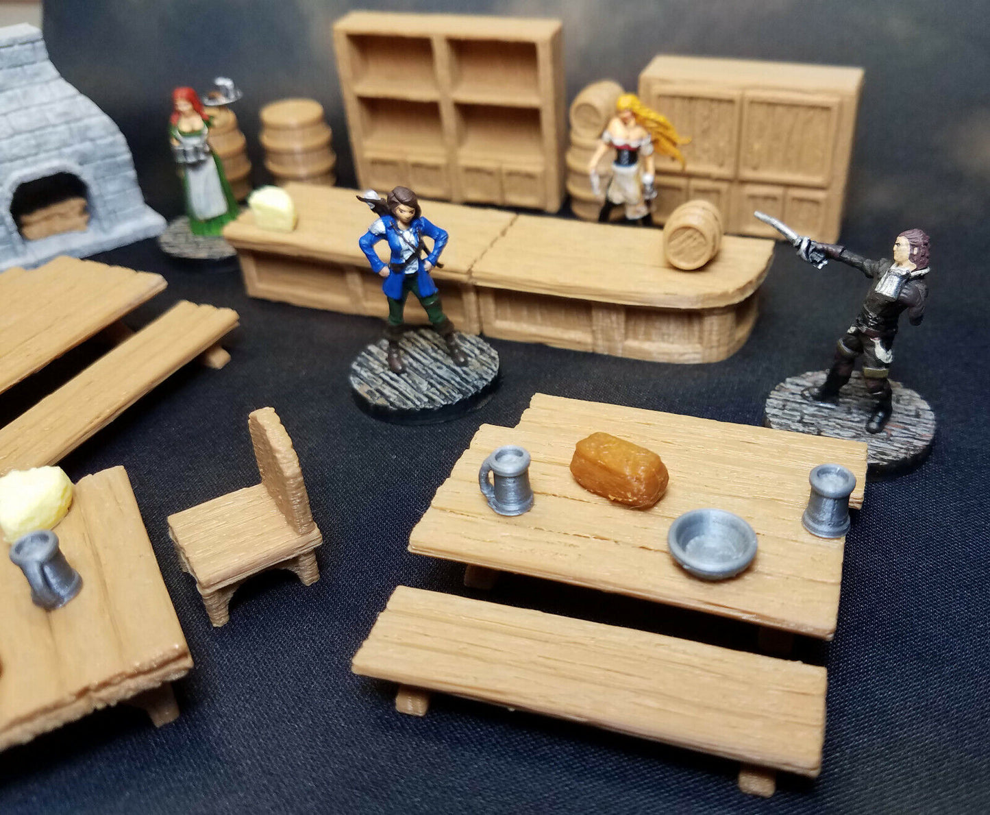 Custom 3d Printed Deluxe Tavern Set for 28mm Gaming this Terrain doesn't need painting required. Designed for Tabletop Dungeon and Dragons Gaming