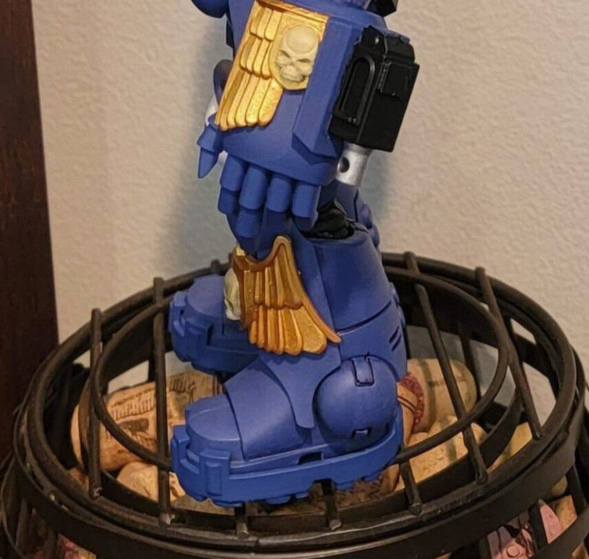 Shin Guard Decal Captain Gravis Skull Compatible with McFarlane Toys Space Marines Action Figures on an Ultramarine