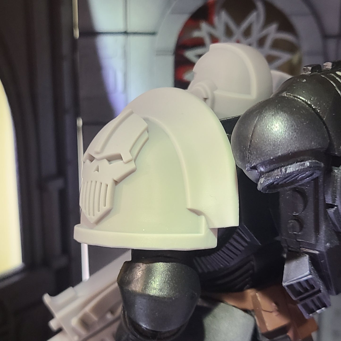 Iron Warriors Legion MKIII Shoulder Pad V10 for McFarlane Toys Traitor Marine Action Figures Custom 1:12th Scale Pauldrons
