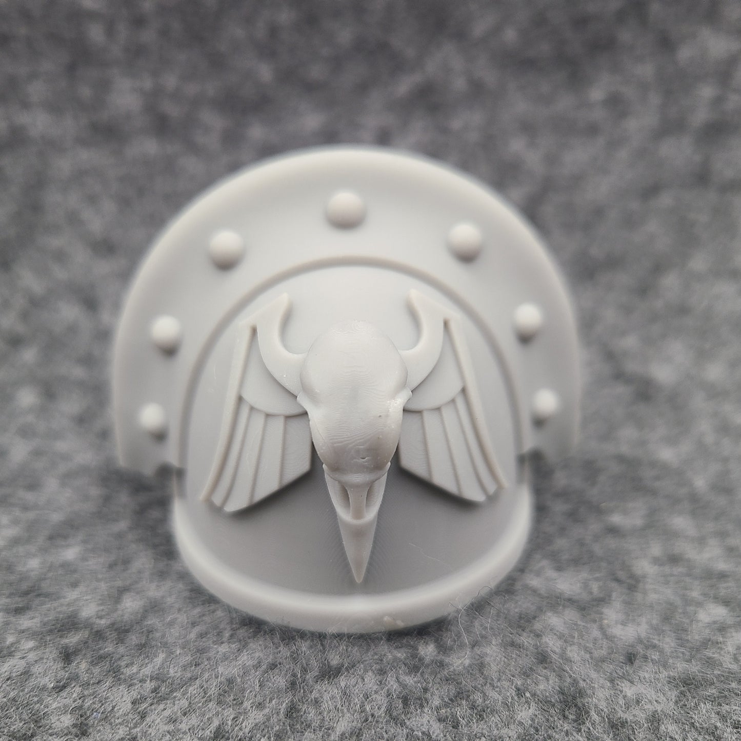 Raven Guard Legion Shrike Shoulder Pad MK III with Raven Skull Ver 11 for McFarlane Toys Loyalist Marine Action Figures