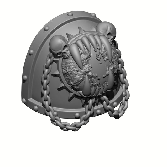 World Eaters Chapter MKVII Shoulder Pad Teeth Eating Planet Two Skulls and Chains: Compatible with McFarlane Space Marine Action Figures Khorne Berzerker