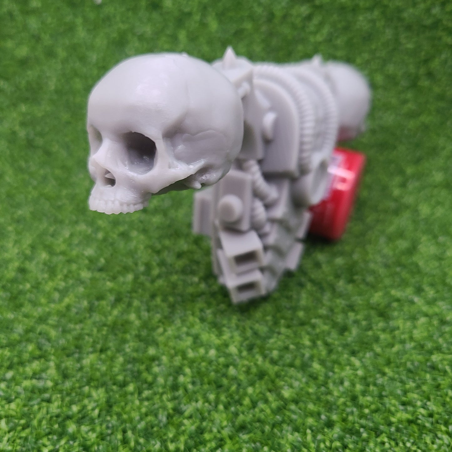Backpack Large Skulls Compatible with McFarlane Toys Space Marine Action Figures Right Angle