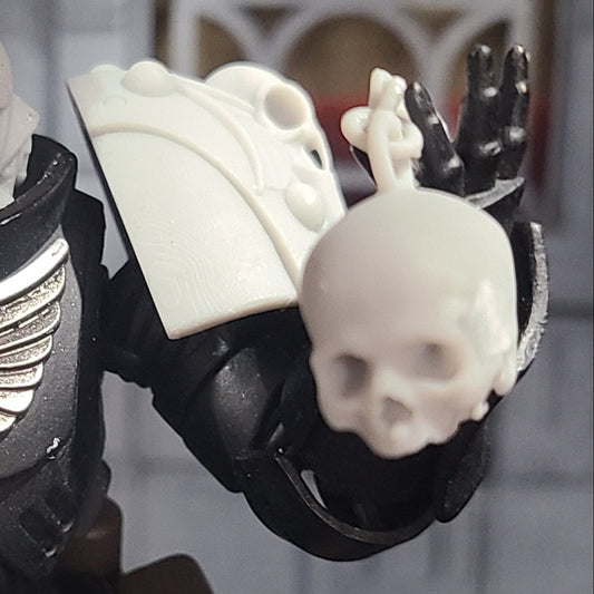 Custom Skulls with Chain for McFarlane Toys Grimdark Marine 1:12th Scale Action Figures