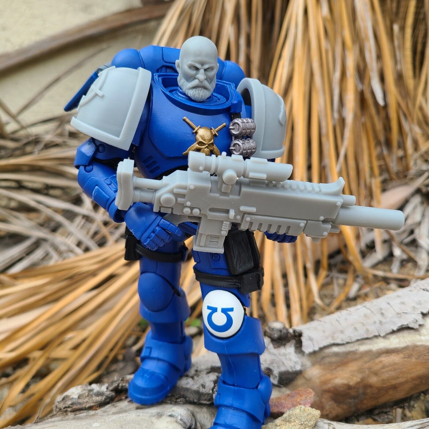 Bolter Sniper Rifle Stalker Pattern for McFarlane Toys Space Marine Action Figures