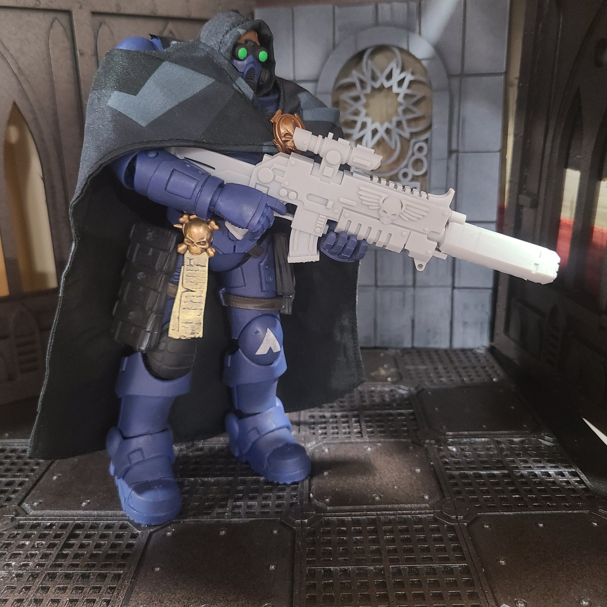 Custom resin Sniper Bolt Rifle with Scope and PEQ compatible with McFarlane Toys 7-inch armored action figures