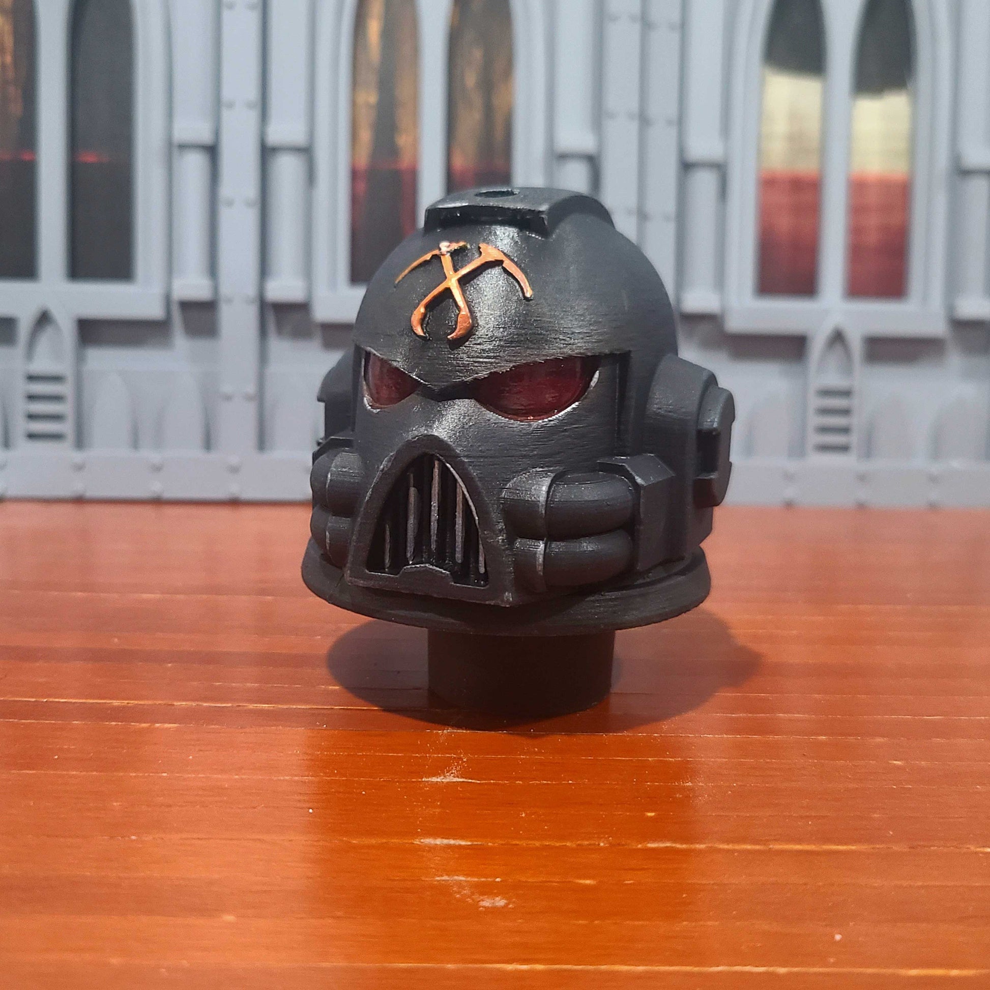 Scythes of the Emperor Battle Brother MK VII Helmet with Two Hoses Paint Bush Holder with Four Holes