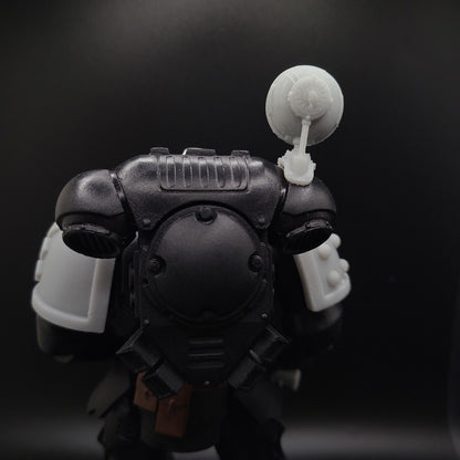 Space Marine Apothecary Backpack Light for McFarlane Toys Space Marine 1:12th Scale Action Figures