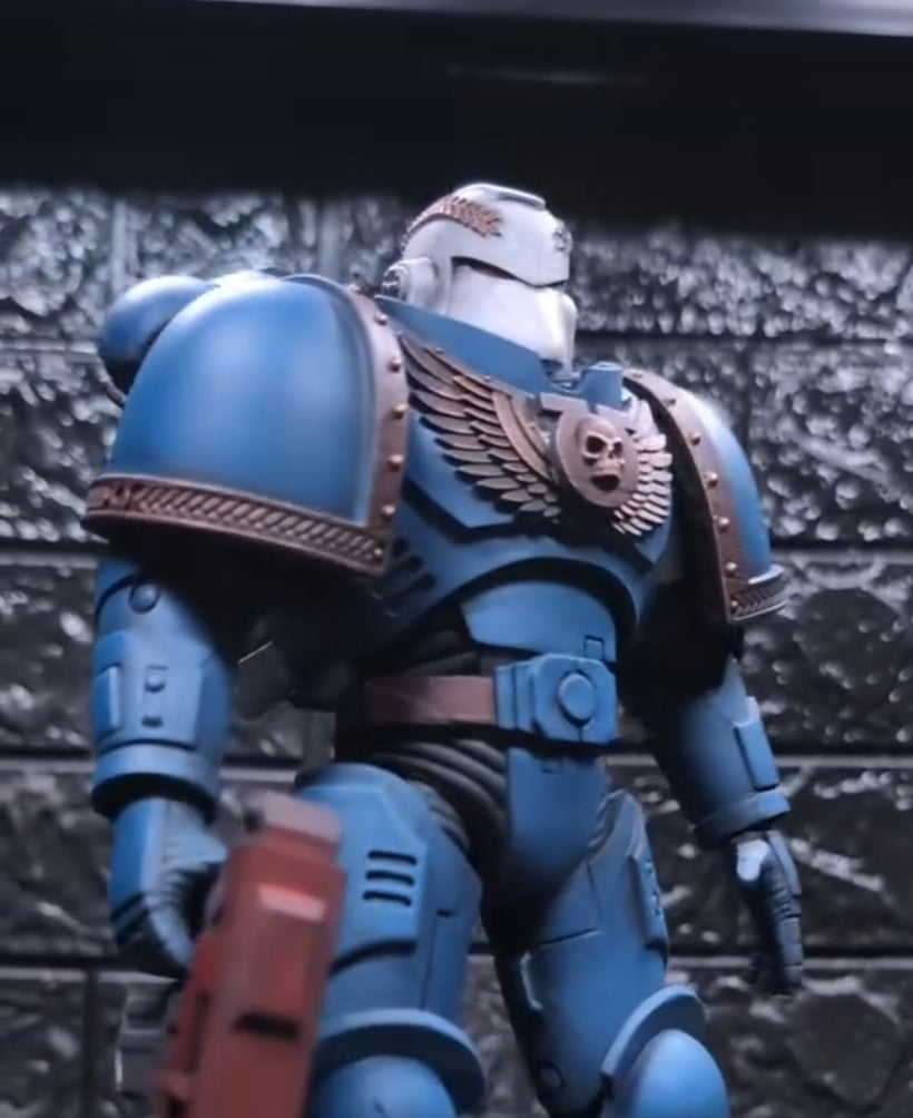 Retributors Chapter MKVI Helmet with Imperial Laurel Compatible with McFarlane Toys Space Marine Action Figures by Fantasy World Games