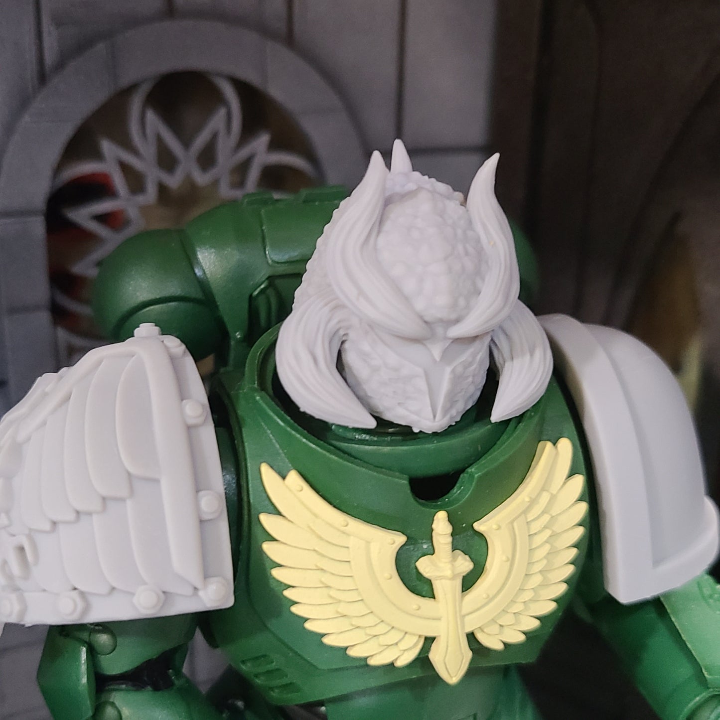 Salamanders Legion MH Elite Dragon Helmet with Horns Compatible with McFarlane Space Marine Action Figures