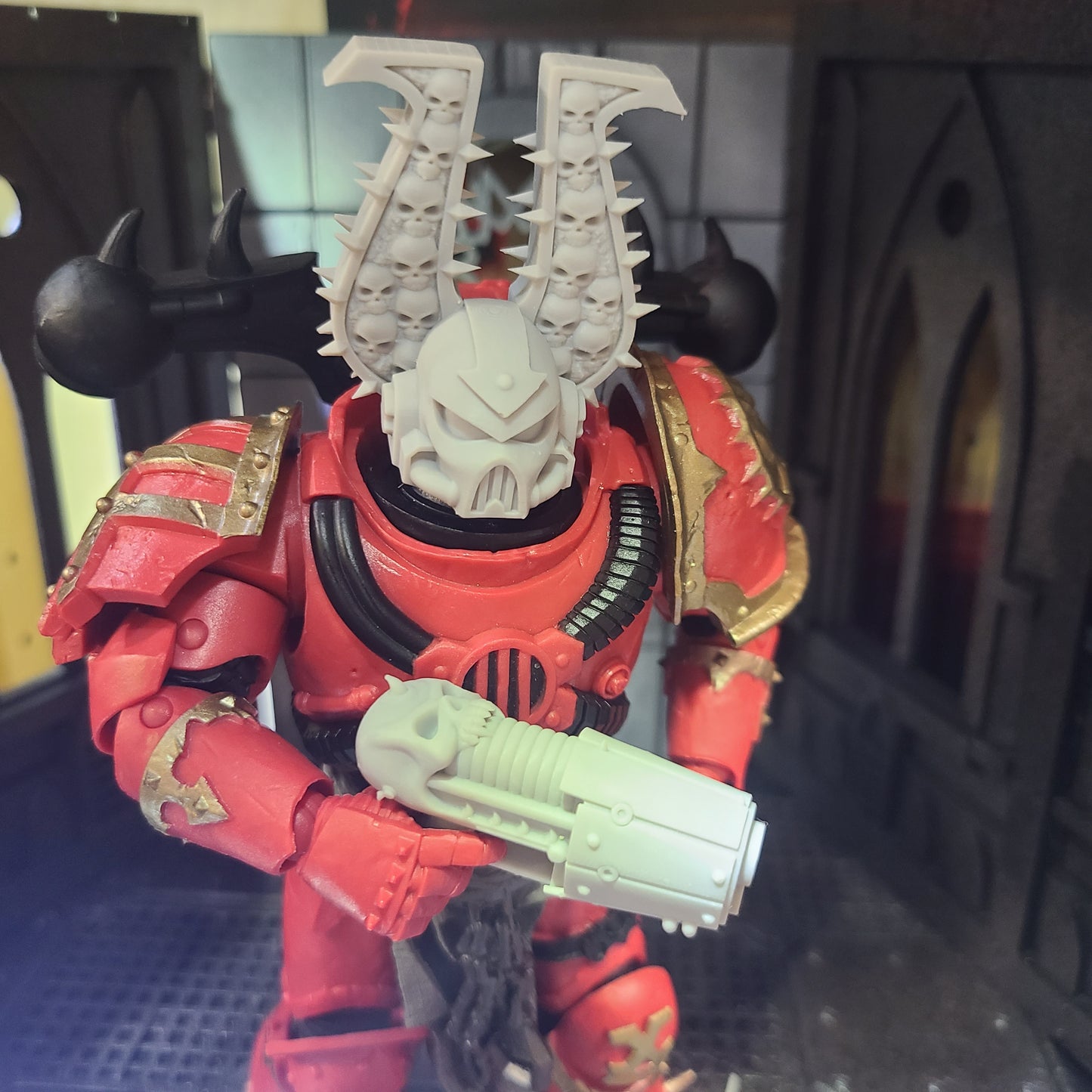 World Eaters Legion Betrayer Archaic Plasma Pistol for McFarlane Toys Traitor Marine Action Figures