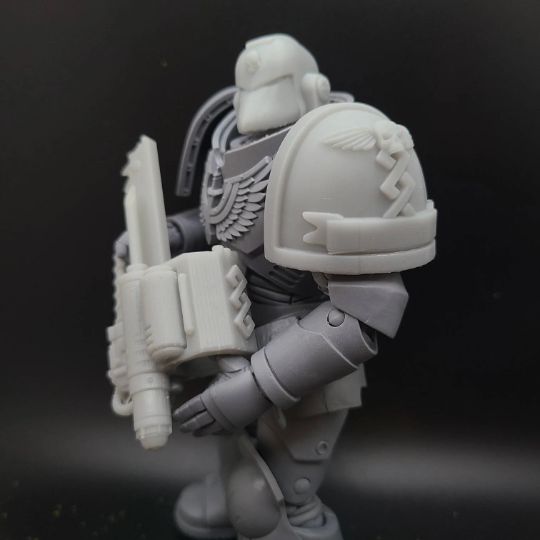 Space Marine Apothecary MKIV Shoulder Pad with Winged Skull with Scroll compatible with McFarlane Toys Space Marine Action Figures