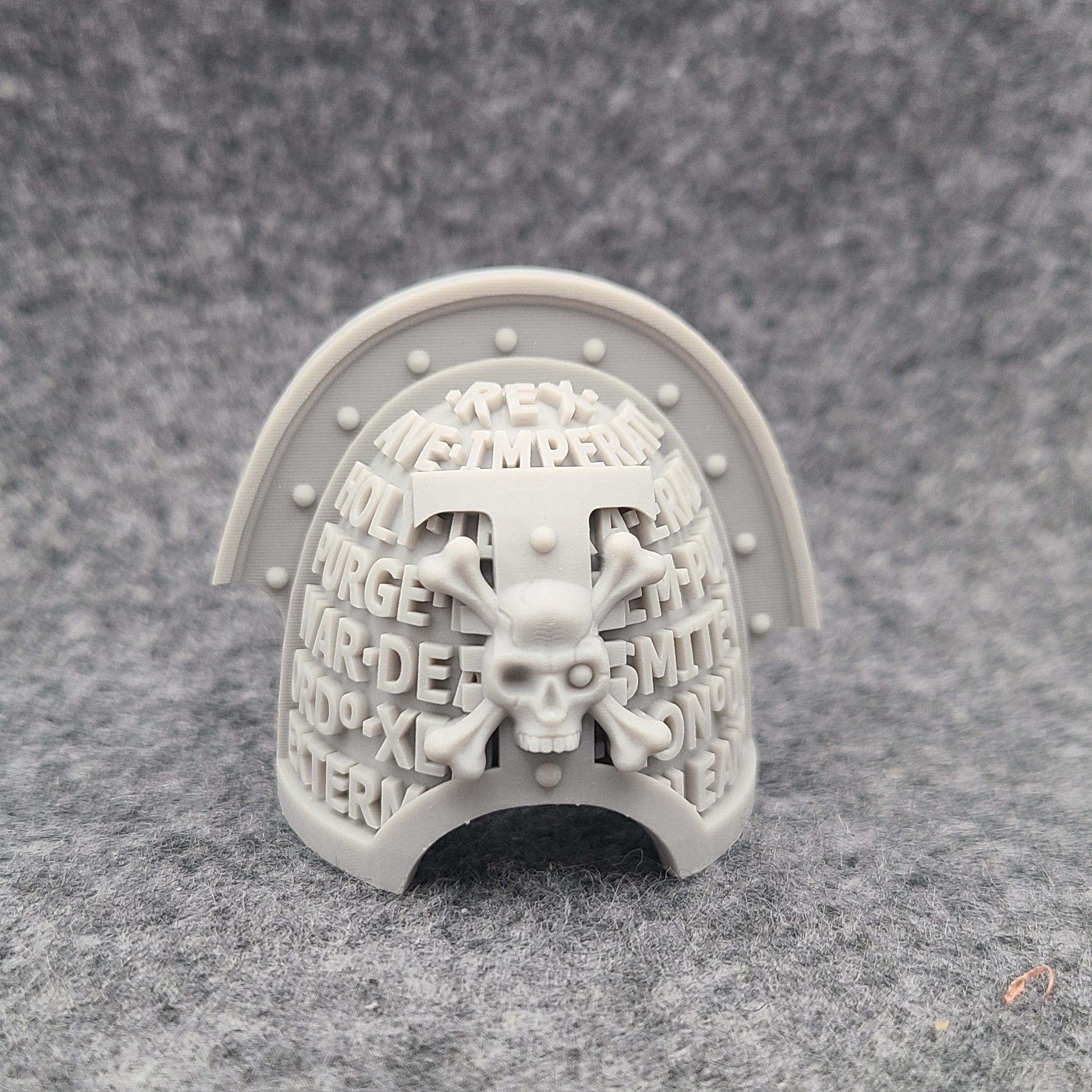 Deathwatch Mark VIII Shoulder Pad Version 03 for McFarlane Toys Loyalist Marine Action Figures Custom 1:12th Scale Pauldron