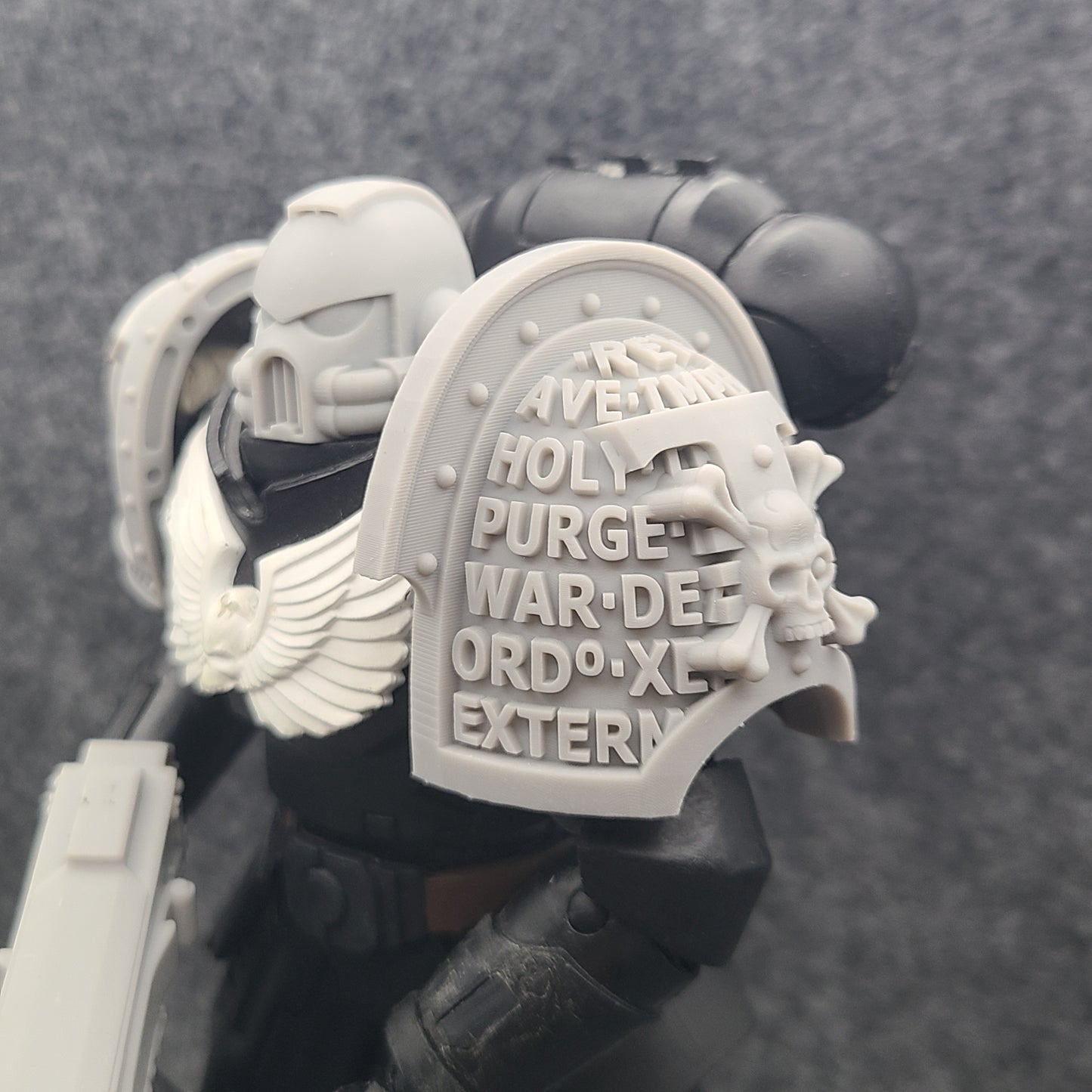Deathwatch Mark VIII Shoulder Pad Version 03 for McFarlane Toys Loyalist Marine Action Figures Custom 1:12th Scale Pauldron
