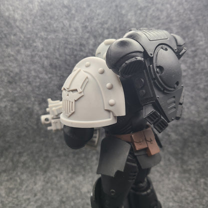 Iron Warriors Legion MKIII Shoulder Pad V11 for McFarlane Toys Traitor Marine Action Figures Custom 1:12th Scale Pauldrons