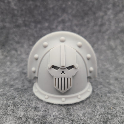 Iron Warriors Legion MKIII Shoulder Pad Gen: 3 Pauldron Full Sword Breaker Studded Double Rivets compatible with McFarlane Toys Space Marines designed by Fantasy World Games