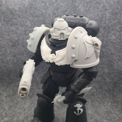 Raven Guard Legion Shrike Shoulder Pad MK III with Raven Skull Ver 11 for McFarlane Toys Loyalist Marine Action Figures