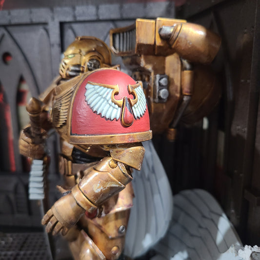 Sanguinary Guard Blood Angels MK IV Shoulder Pad Studded Compatible with McFarlane Toys Space Marine Action Figures Sanguis Legion