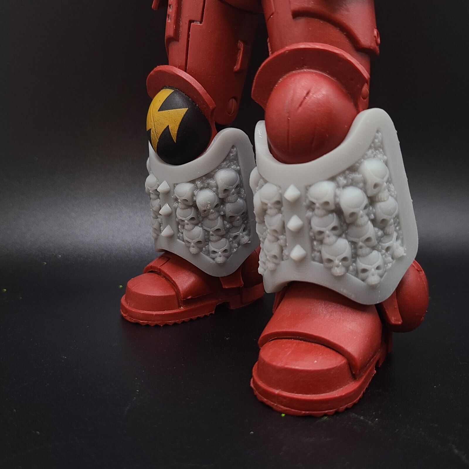 Shin Guard with Skull Inlay and Spikes Compatible with McFarlane Toys Space Marines