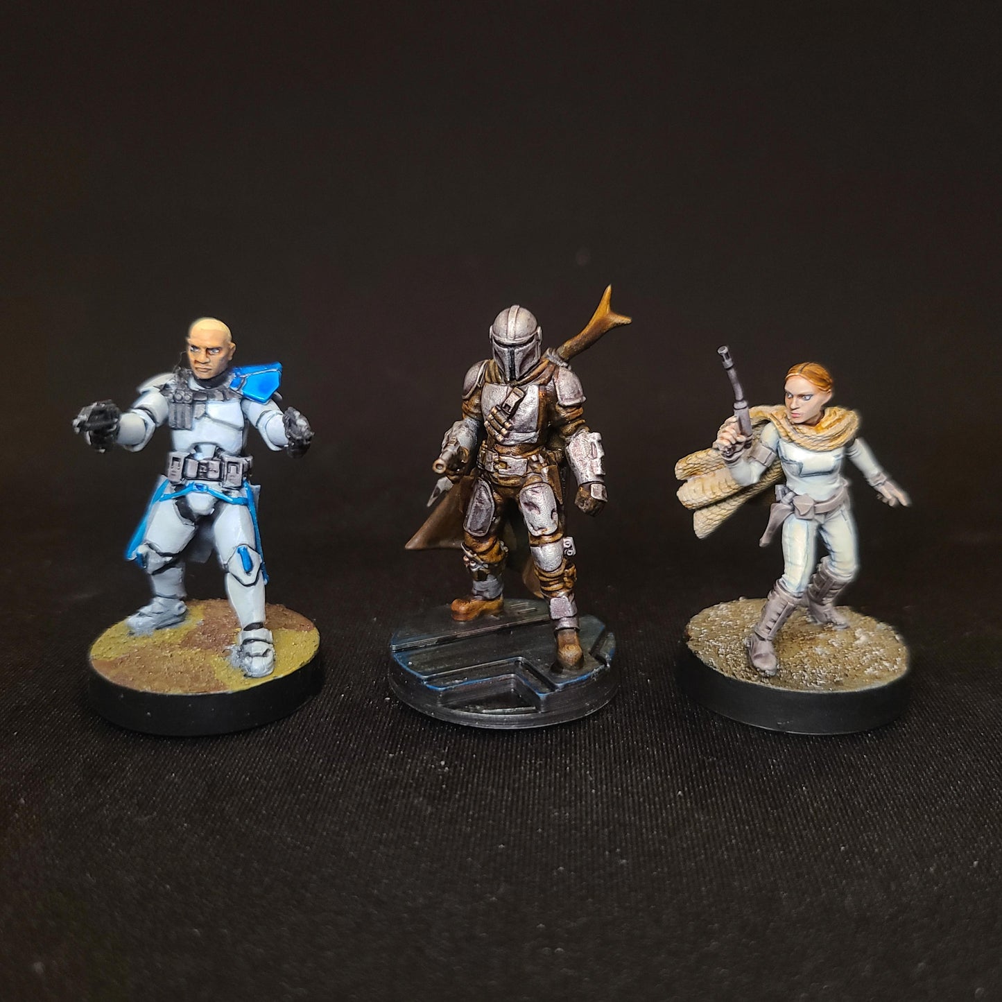 The Mandalorian posed with Blaster Forward Bounty Hunter with Captain Rex and Padme Amidala is Compatible with Star Wars Legion painted by MLBStudios