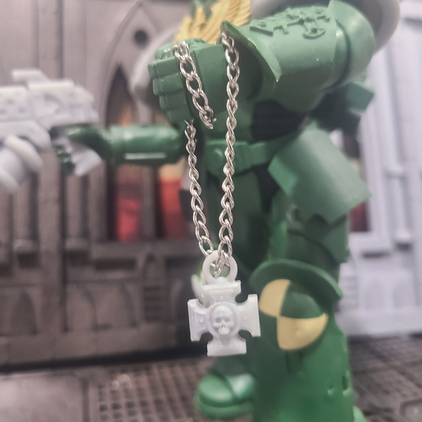 Warrior Priest Rosarius Relic with chain custom resin belt accessory compatible with McFarlane Toys 7-inch 1:12 scale armored action figures.