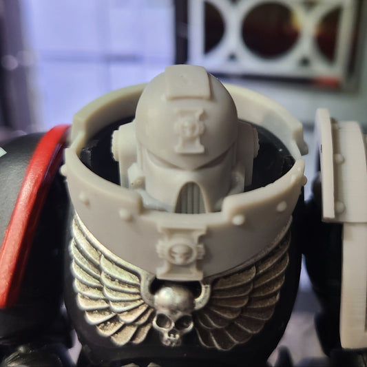 Alien Hunters Warrior Order Gorget with Hunter Icon compatible with McFarlane Toys 1:12 scale armored action figures