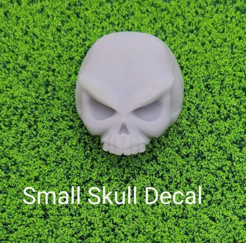 Big Skull Backpack and Knee Pad Accessory compatible with McFarlane Toys 7-inch armored action figures custom resin armor upgrade