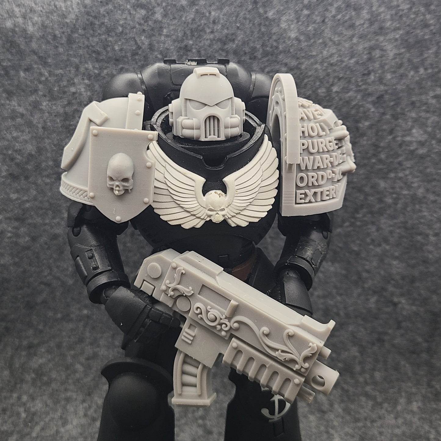 Bone Reapers Warrior Order Shoulder Pad Shield Ver. 01 resin heraldry upgrade for 1:12 scale armored action figures by Fantasy World Games.