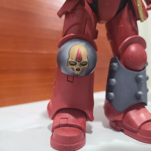 Sanguis Warrior Order Knee Pad Armor custom resin accessory compatible with McFarlane Toys 7-inch armored action figures.