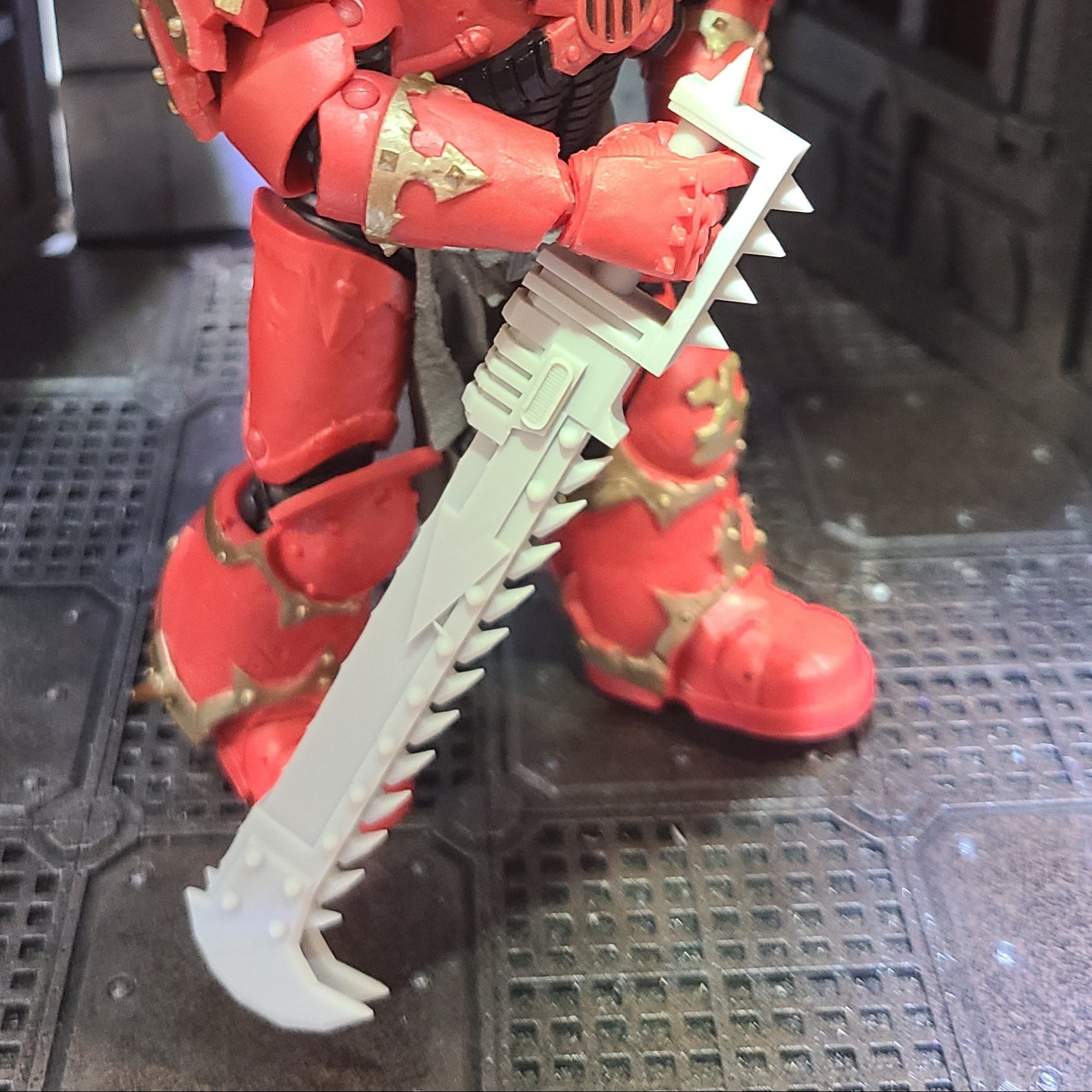 Scavenger Warrior Ravager Roto Sword custom resin chain blade weapon compatible with McFarlane Toys 7-inch armored action figures