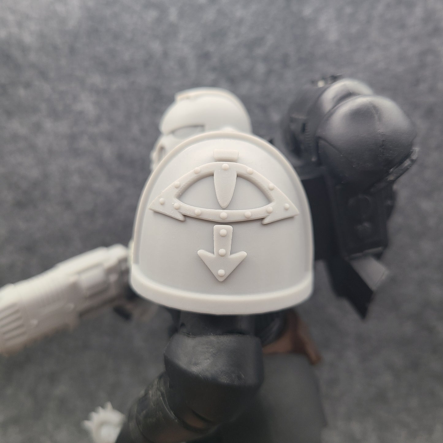 Sons of the Fallen Warrior Order Type 4 V.1 Evil Eye Studded shoulder pad compatible with JoyToy 1:18 scale armored action figures