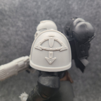 Sons of the Fallen Warrior Order Type 4 V.1 Evil Eye Studded shoulder pad compatible with JoyToy 1:18 scale armored action figures